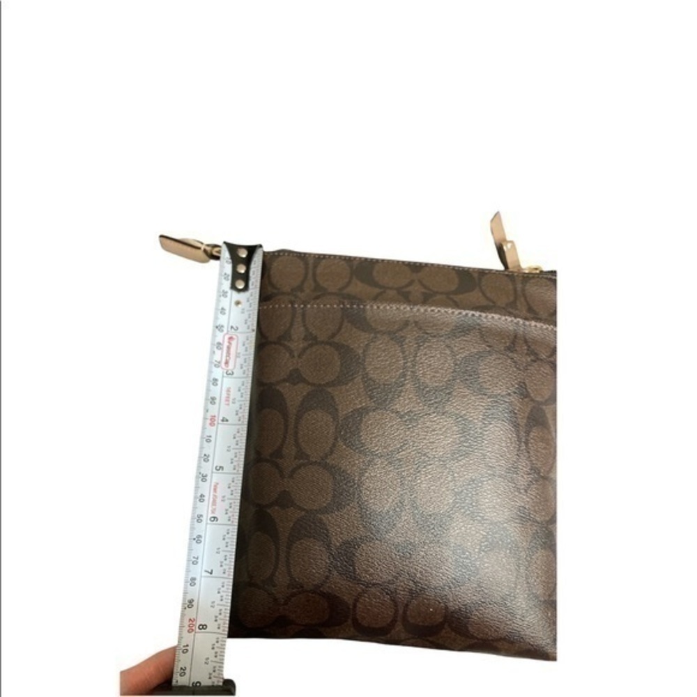 Coach signature brown black crossbody bag - Picture 3 of 11